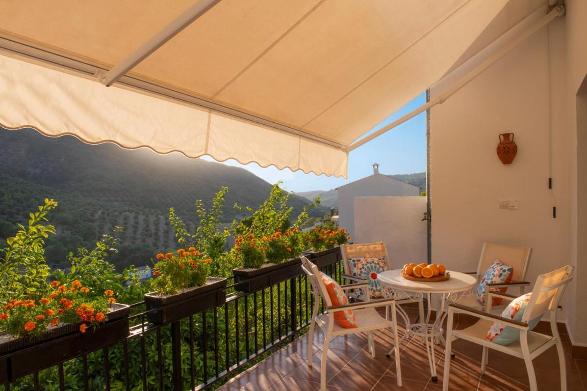 Stunning Home Benamahoma 4 Bed - Sierra Grazalema מראה חיצוני תמונה